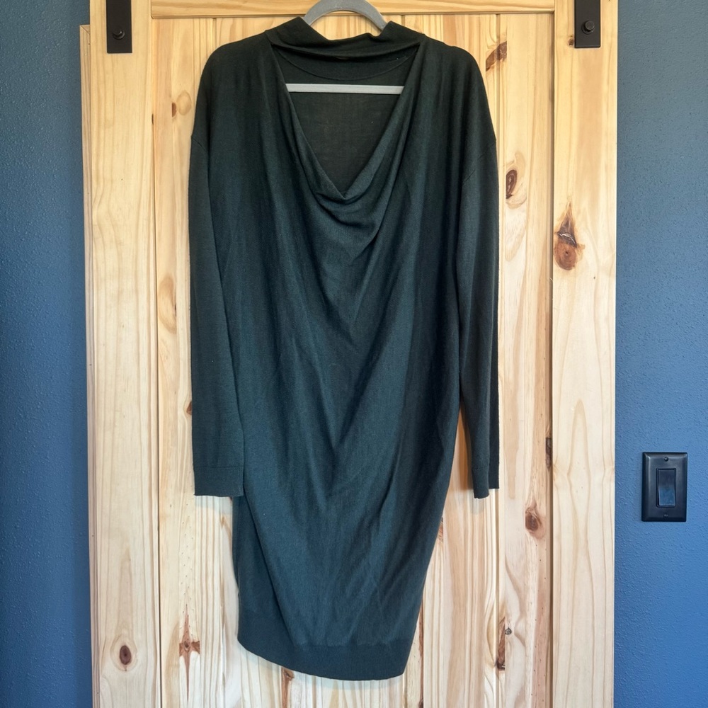 Dark Green Open Back Knit Dress - Picture 8 of 9